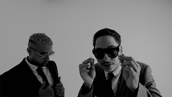 Tony Black tapa nota detalle inferior dos